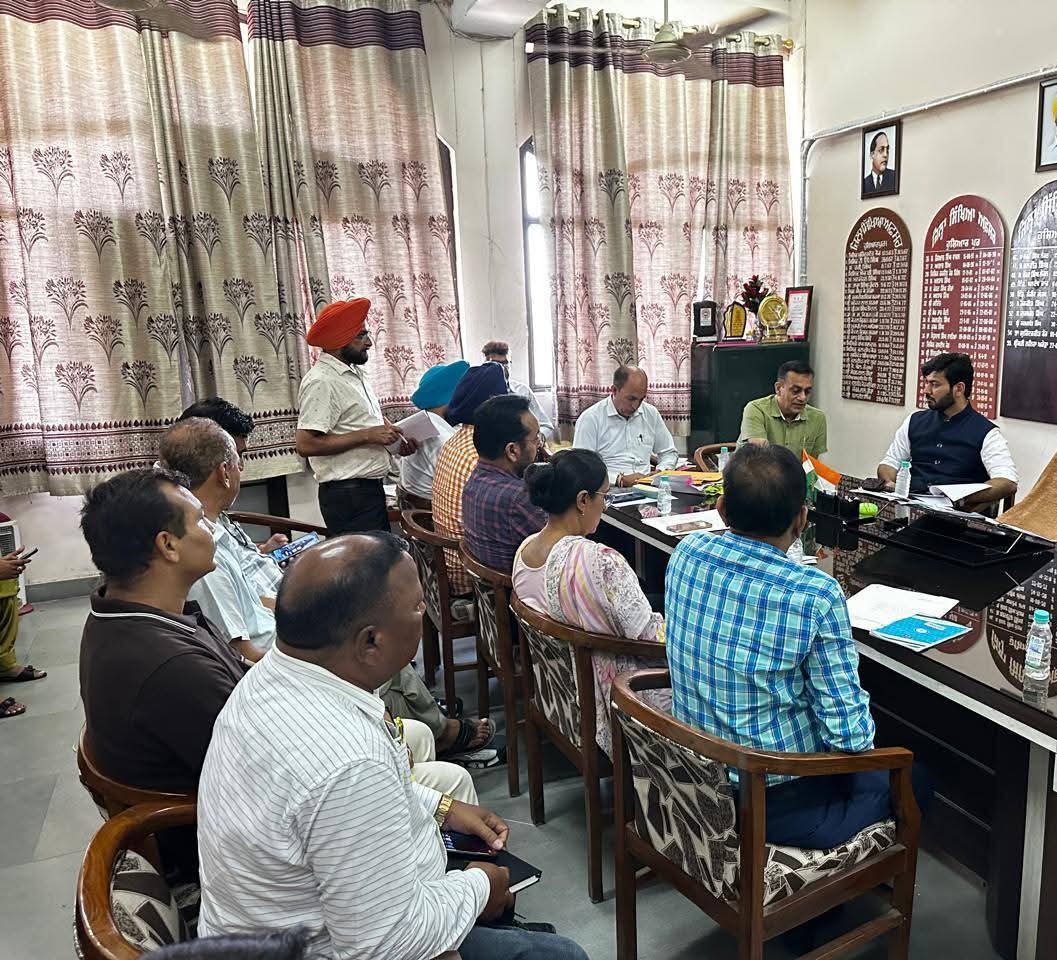 MLA Dr. Ishank discussed the roadmap focused on education reforms in Chabbewal.